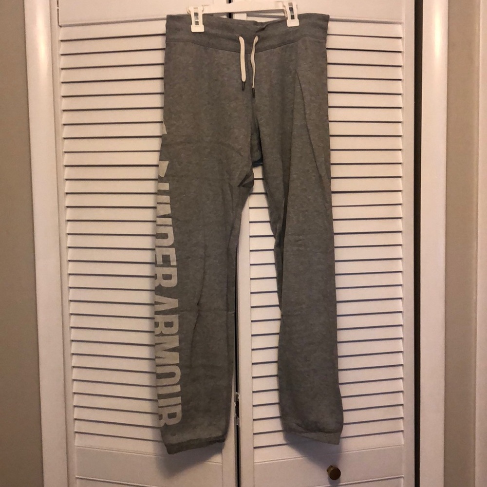 Grey under armour jogger style sweats